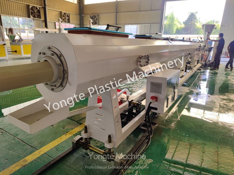 Yongte 200mm PVC boru ekstrüzyon makinesi başarıyla test edildi ve denetlendi