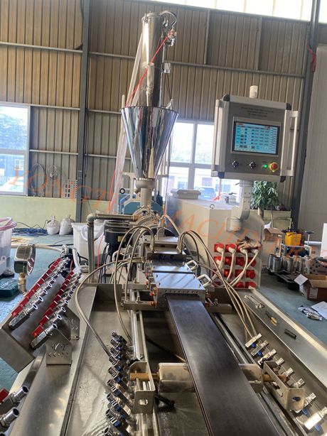 Yongte Plastik Makineler: WPC döşeme endüstrisini yeni zirvelere çıkarmak