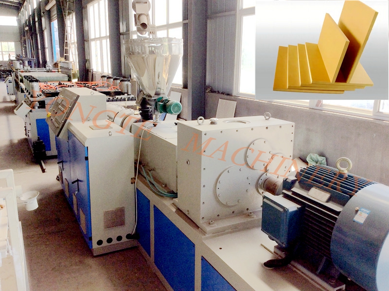 PVC kabuk köpük tahtası banyo uygulamalarını yeniliyor, yongte plastik makine ekipmanı üretim teknolojisinin yükseltilmesine yol açıyor