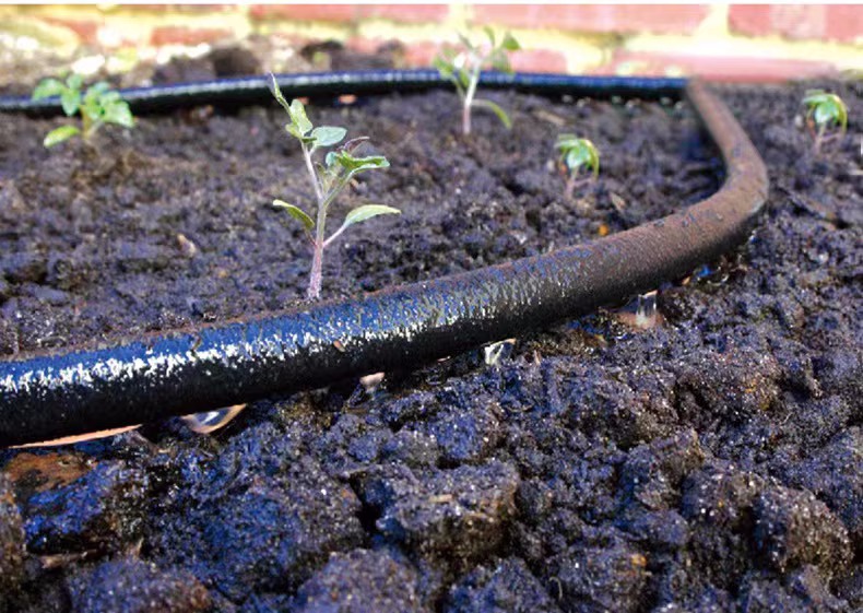 Salin-alkali topraklarda sulama için kauçuk nano sızıntısı sulama boruları kullanılabilir mi?