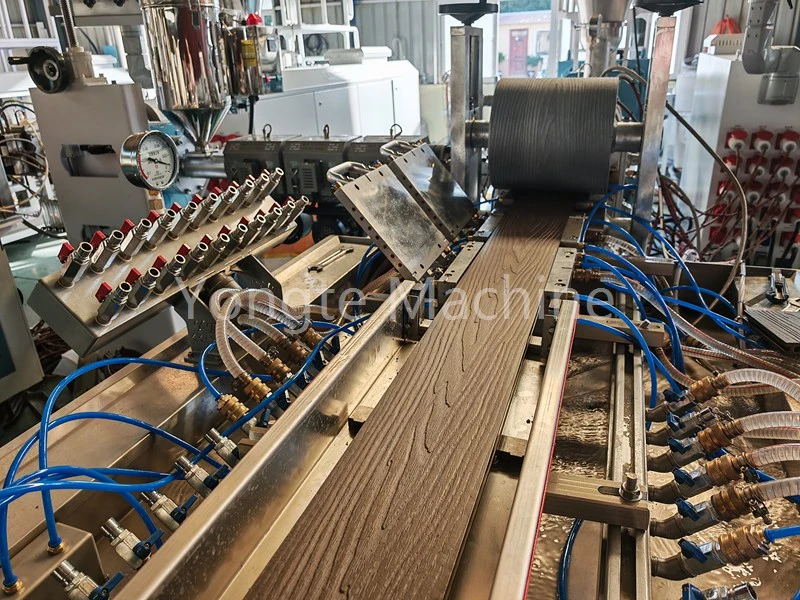 Kanadalı Müşteri WPC Fabrikası 2026 Quebec Girişimcilik Yarışmasında Teknik İnovasyon Ödülünü Kazandı