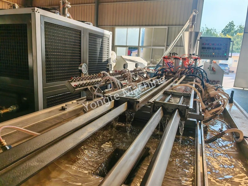 4 Boşluklu Plastik Profil Ekstrüzyon Makinesi, Geri Dönüştürülmüş Kompozit Malzemelerle 2 Saatlik Sıkı Sürekli Kararlı Çalışma Kabul Testini Geçti