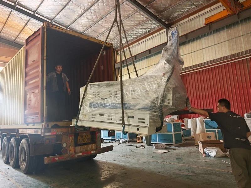 Afrika Müşterisine Plastik Peletleme Makinesi Teslimatı