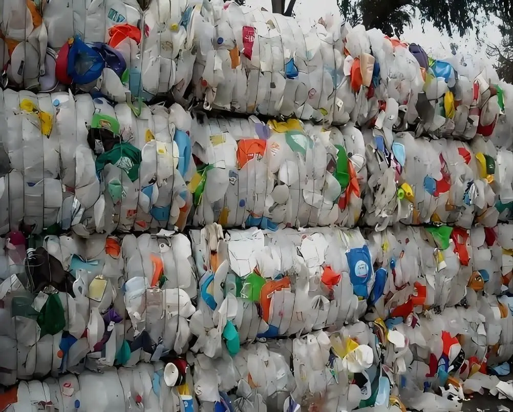 Plastik Kereste Makinesi Hangi Plastik Atıkları Kullanabilir?