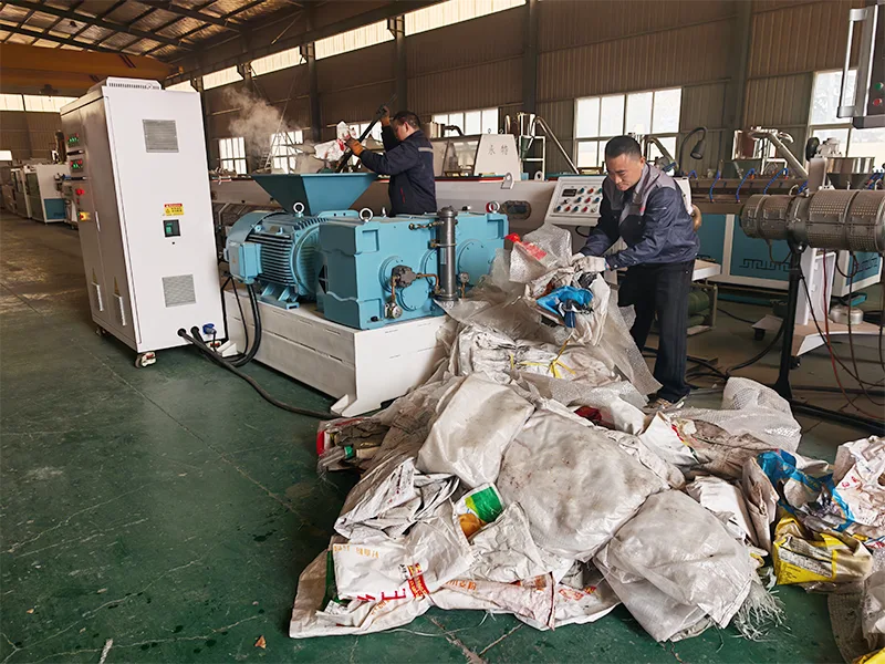 Afrikalı Müşteri için Yongte Özel Plastik Atık Geri Dönüşüm ve İleri Dönüşüm Çözümü